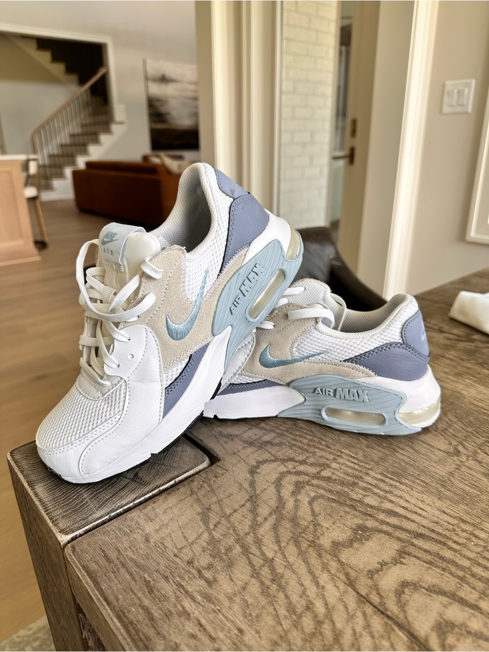 Nike Air Max Excee
Women's size 7